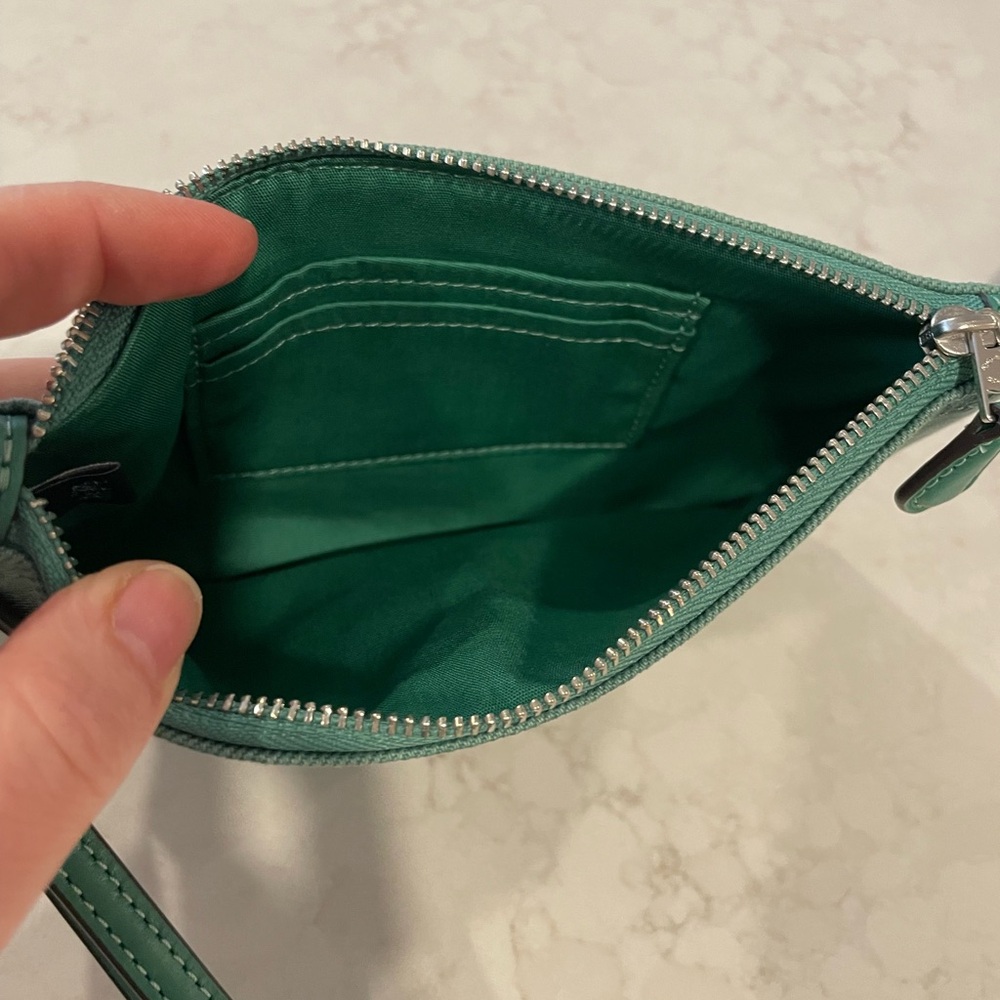 🍍Coach Teal Green Denim Wristlet - Picture 8 of 11